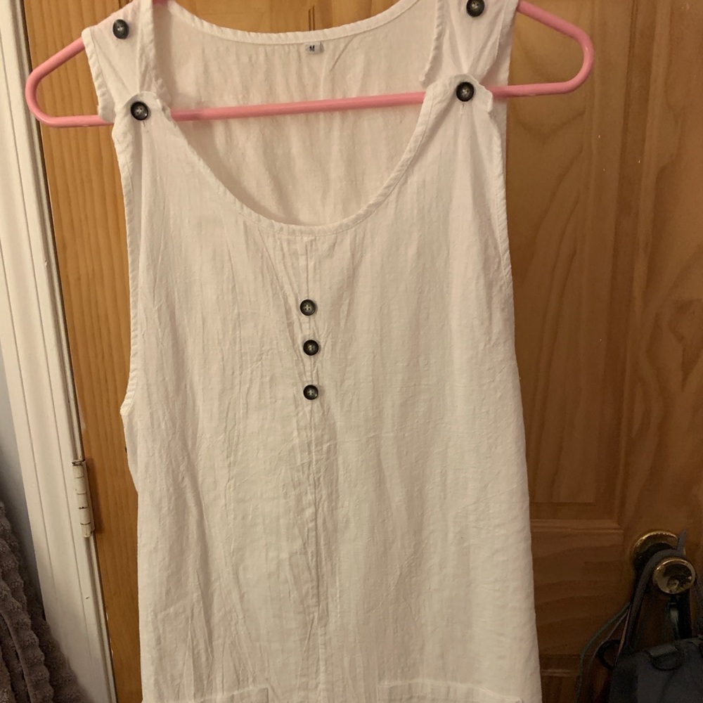 White linen button shoulder dress with pockets🍄
